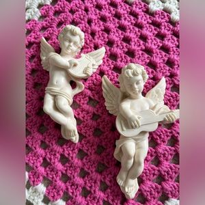 Antique cherubs